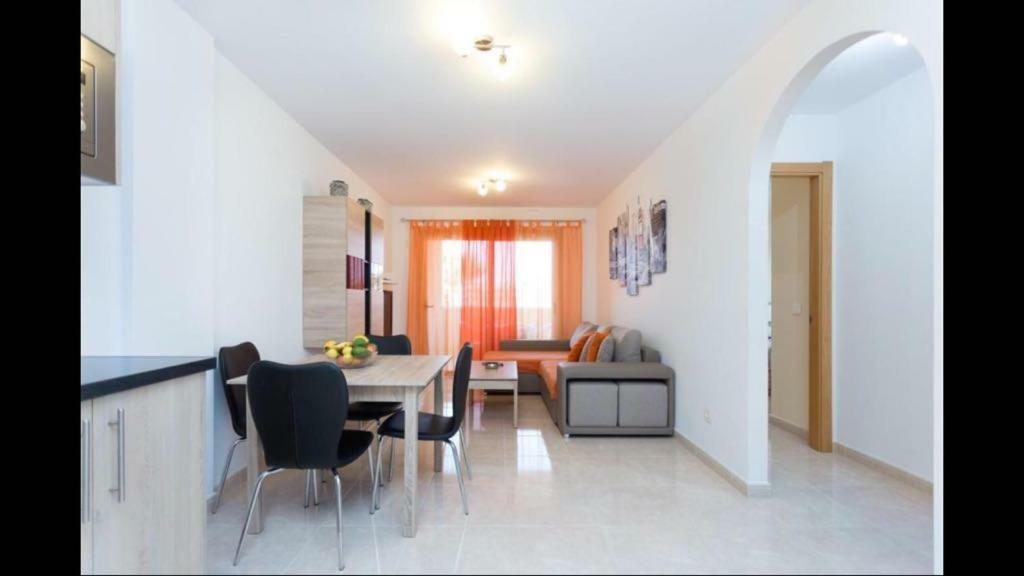 La Perla D14- El Medano, Tenerife Apartment Exterior photo